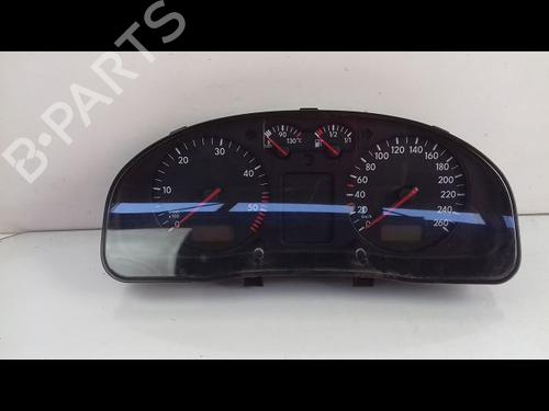 Used Instrument cluster VW PASSAT B5 Variant (3B5) 1.9 TDI (115 hp) 8978643