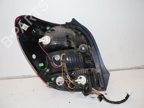 Right taillight PEUGEOT 108 1.2 | BP39221195C35 - Image 2