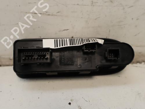 Used Left front window switch Left front window switch PEUGEOT 308 CC (4B_) 2.0 HDi (140 hp) 34573167 34573167