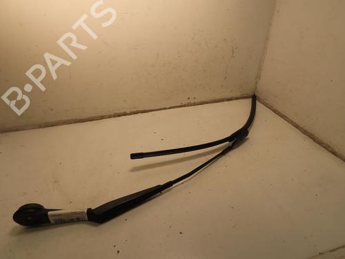 Used Front windshield wiper arm FORD FOCUS IV (HN) 1.0 EcoBoost (125 hp) 31325329