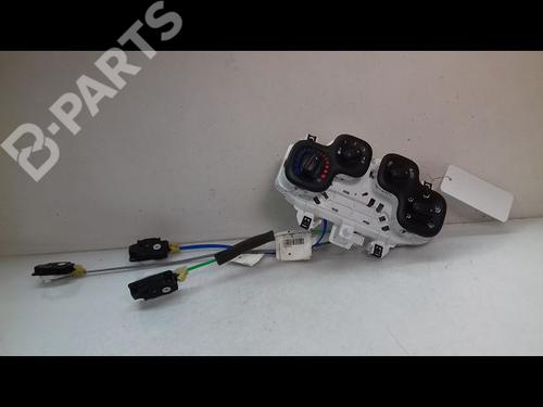 Used Climate control FIAT PANDA (312_, 319_) 0.9 (312PXG1A) (86 hp) 10536984