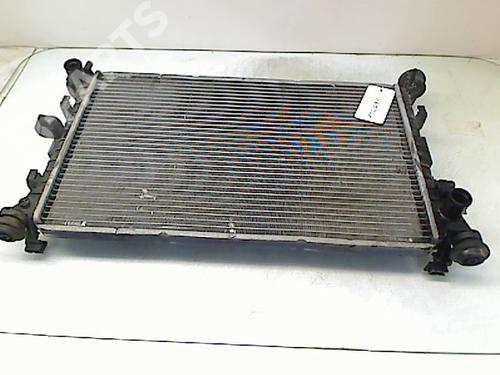 Used Water radiator Water radiator FORD FOCUS I (DAW, DBW) 1.8 TDCi (100 hp) 8977411 8977411
