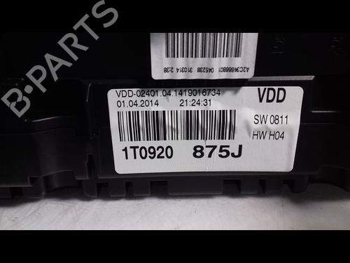 Used Instrument cluster VW TOURAN (1T3) 2.0 TDI (140 hp) 10709370