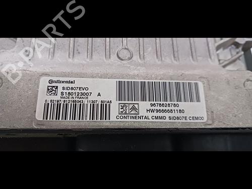 Used Engine control unit (ECU) PEUGEOT 5008 (0U_, 0E_) 1.6 HDi (112 hp) 15657617