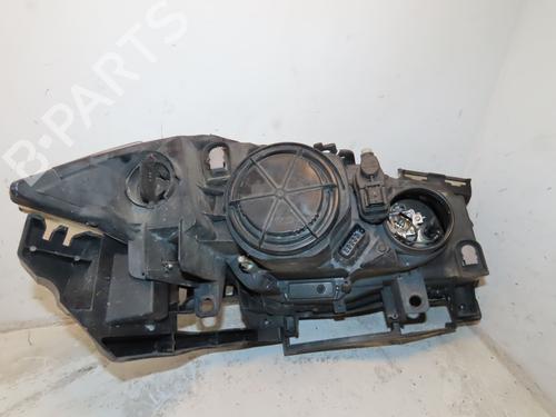 left-headlight-renault-megane-ii-coupe-cabriolet-em01_-2003-2004-2005-2006-2007-2008-2009-2010-28136563 main image