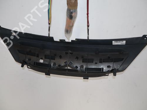 Used Grille Grille 36893661 36893661