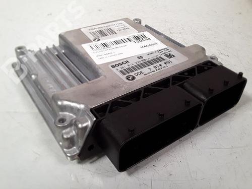 Used Engine control unit (ECU) BMW 1 (E81) 118 d (143 hp) 8998923