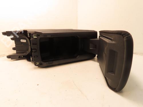 Console central PEUGEOT 208 II (UB_, UP_, UW_, UJ_) 1.2 Hybrid 100 | BP30952244I22 