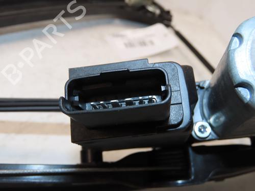 Used Front right window mechanism PEUGEOT 5008 II (MC_, MJ_, MR_, M4_) 1.5 BlueHDi 130 (MCYHZJ, MCYHZR, MCYHZX) (131 hp) 28067948