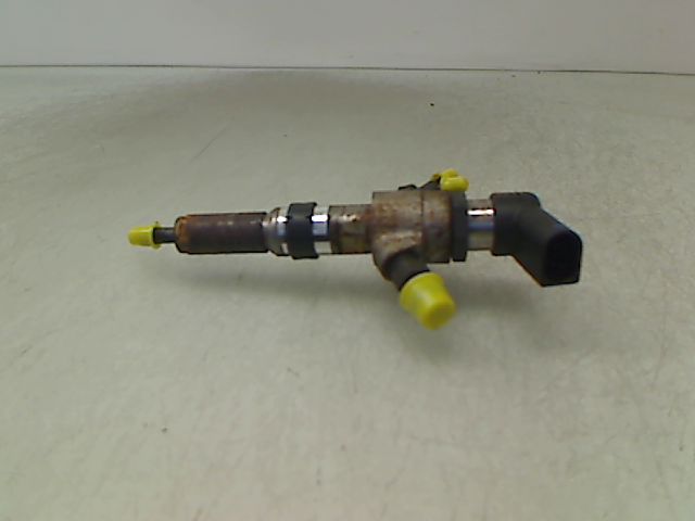 4Pcs Fuel Injector 23250-21100 Compatible for Toyota Camry 2AZ