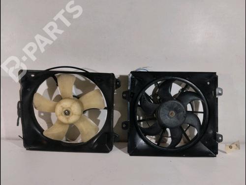 Used Radiator fan TOYOTA AVENSIS (_T22_) 2.0 D-4D (CDT220_, CDT220R) (110 hp) 11251748