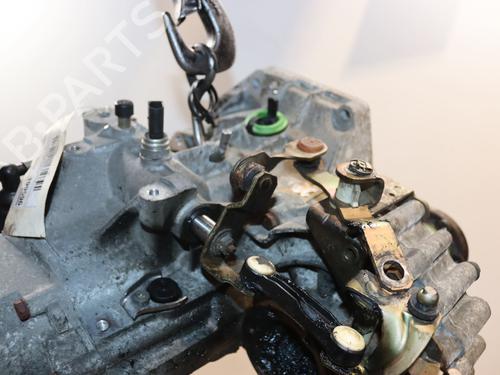 Used Gearbox SKODA OCTAVIA I (1U2) 1.6 (75 hp) 30767927