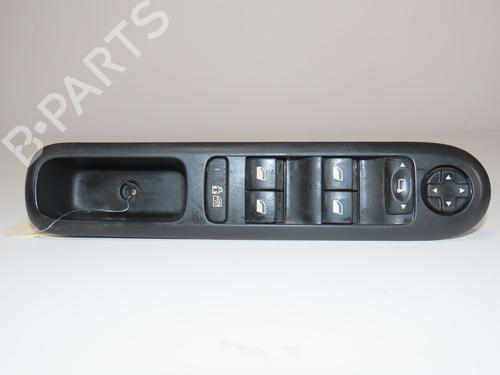 Left front window switch PEUGEOT 5008 (0U_, 0E_) 1.6 HDi | BP31151985I27