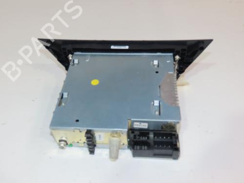 Used Radio RENAULT LAGUNA III (BT0/1) 2.0 dCi (BT01, BT08, BT09, BT0E, BT0K, BT12, BT1C, BT1D,... (150 hp) 18824694