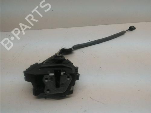 Vergrendeling rechts voor RENAULT CAPTUR II (HF_) Blue dCi 95 (HFAF) (95 hp) 15644088