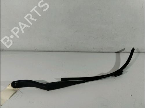 Used Front windshield wiper arm VOLVO V50 (545) 2.0 D (136 hp) 14901386