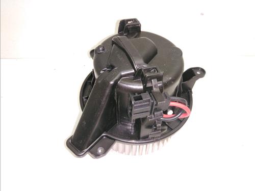 Used Heater blower motor VW POLO VI (AW1, BZ1, AE1) 1.0 TSI (95 hp) 12308818