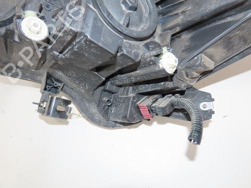 Used Right headlight Right headlight OPEL CORSA E (X15) 1.3 CDTI (08, 68) (75 hp) 33770165 33770165