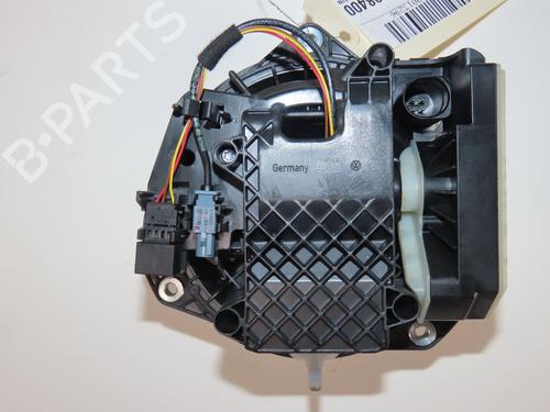 Tailgate handle VW POLO VI (AW1, BZ1, AE1) 1.0 TSI | BP30117778C132 