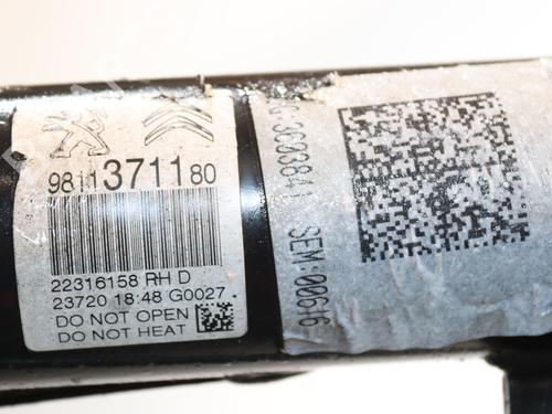 Used Right front shock absorber CITROËN C3 III (SX) 1.2 PureTech 82 (83 hp) 24487183
