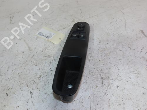 Used Left front window switch FIAT PUNTO (199_) 1.3 D Multijet (75 hp) 19669221
