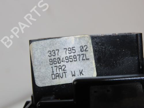 Used Steering column stalk CITROËN SAXO (S0, S1) 1.4 VTS (75 hp) 16586586