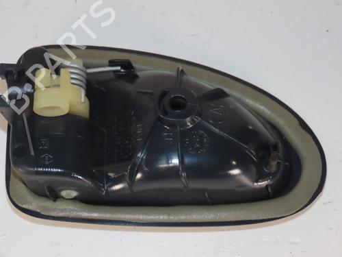 Maniglia interna anteriore destra RENAULT CLIO II (BB_, CB_) 1.4 16V (B/CB0P, BB13) (98 hp) 30522745