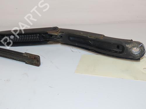 Used Front windshield wiper arm MERCEDES-BENZ M-CLASS (W166) ML 250 CDI / BlueTEC 4-matic (166.004, 166.003) (204 hp) 29819253