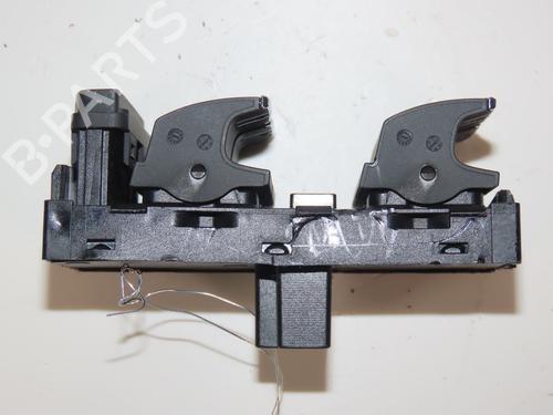 Pulsantiera anteriore sinistra SEAT LEON (5F1) 2.0 TDI (150 hp) 31302473