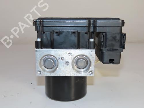 Used ABS pump VW SCIROCCO III (137, 138) 2.0 TDI (140 hp) 30652008