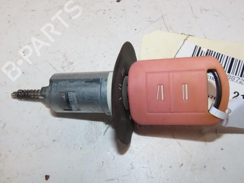 Used Ignition barrel OPEL CORSA C (X01) 1.2 Twinport (F08, F68) (80 hp) 32659490