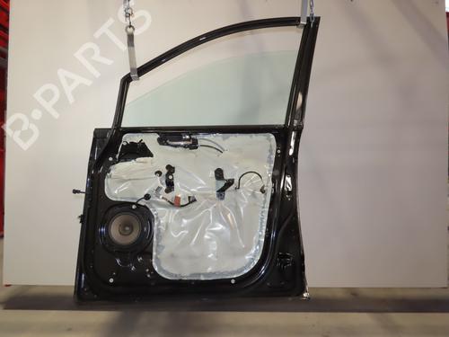 right-front-door-ssangyong-rodius-i-27-xdi-6200421101-2005-17528128 main image