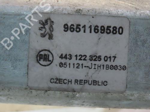 Viskermotor bakrute PEUGEOT 206 Hatchback (2A/C) 1.4 HDi eco 70 | BP29740372M102 