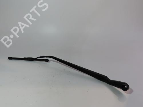 Front windshield wiper arm SUZUKI SX4 S-Cross (JY) 1.6 DDiS (AKK 416D) | BP17783974C143 