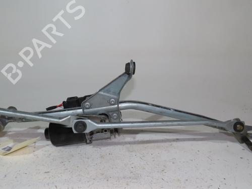 Used Front wiper motor BMW 5 Touring (G31) 530 d xDrive (265 hp) 24490246