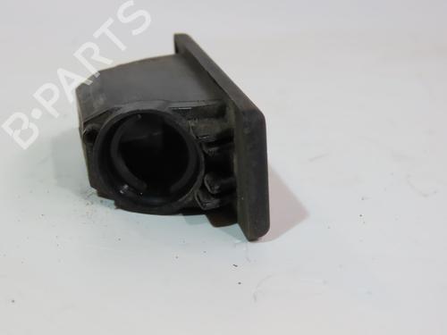 Used Licence plate light NISSAN QASHQAI I (J10, NJ10) 1.6 (117 hp) 19080204