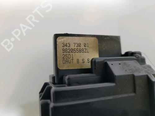 Used Steering column stalk CITROËN XSARA (N1) 2.0 HDi 90 (90 hp) 9390279