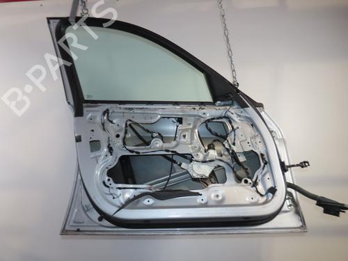 Used Left front door BMW 3 (E90) 318 i (129 hp) 18667244