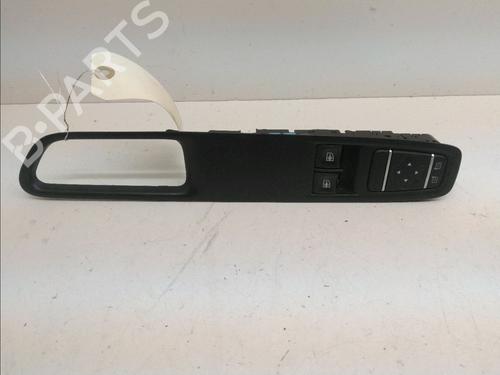 Used Left front window switch RENAULT CLIO IV (BH_) 1.5 dCi 75 (75 hp) 13310594