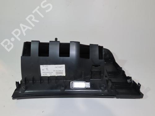 Used Glove box VW SHARAN (7N1, 7N2) 2.0 TDI (140 hp) 18277390