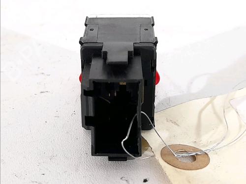 warning-switch-vw-transporter-t5-bus-7hb-7hj-7eb-7ej-19-tdi-6y0953235-2003-2004-2005-2006-2007-2008-2009-2010-2011-2012-2013-2014-2015-2016-13301755 main image