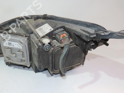 Used Right headlight PEUGEOT 308 II (LB_, LP_, LW_, LH_, L3_) 1.6 HDi / BlueHDi 115 (115 hp) 28159691