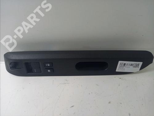 Used Left front window switch Left front window switch SUZUKI SPLASH (EX) 1.0 (A5B310) (65 hp) 9026291 9026291