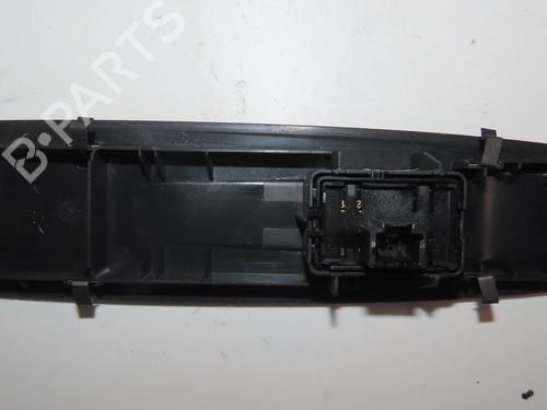 Interruttore RENAULT LATITUDE (L70_) 2.0 dCi 150 (L70H) (150 hp) 27393688