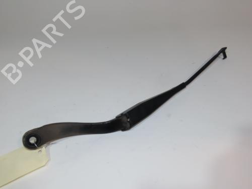 Used Front windshield wiper arm MERCEDES-BENZ C-CLASS (W204) C 200 CDI (204.007, 204.006) (136 hp) 19025762