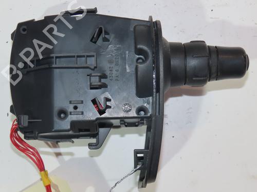 Used Headlight switch RENAULT KANGOO / GRAND KANGOO II (KW0/1_) 1.5 dCi 85 (KW0K, KW0L, KW0B) (86 hp) 27352450