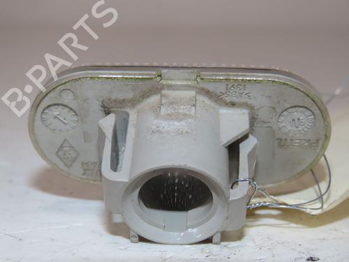 Used Right side indicator RENAULT TWINGO III (BCM_, BCA_) 1.0 SCe 70 (71 hp) 31031142