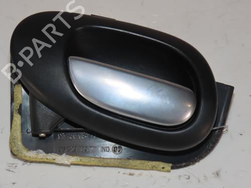 Front left interior door handle PEUGEOT 206 CC (2D) 1.6 HDi 110 | BP29846105I13