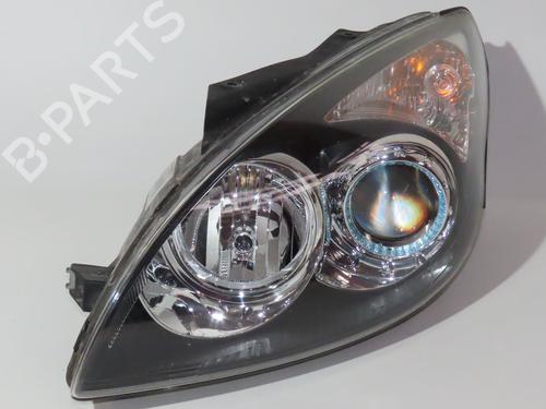 Left headlight HYUNDAI i30 Estate (FD) 1.6 CRDi | BP29985529C28