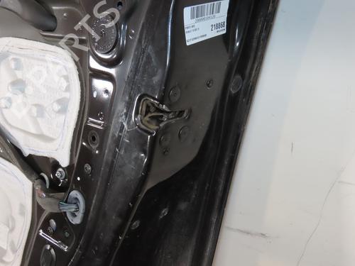 Used Right front door Right front door RENAULT SCÉNIC III (JZ0/1_) 1.9 dCi (JZ0J, JZ1J, JZ1K, JZ1S) (131 hp) 33401145 33401145